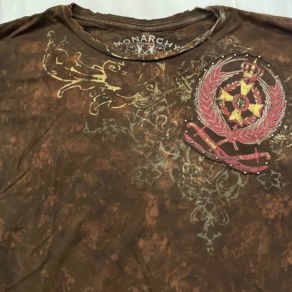 Monarchy Men’s T-shirt size small.